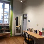 Centre Ville De Nantes, Appartement Renove